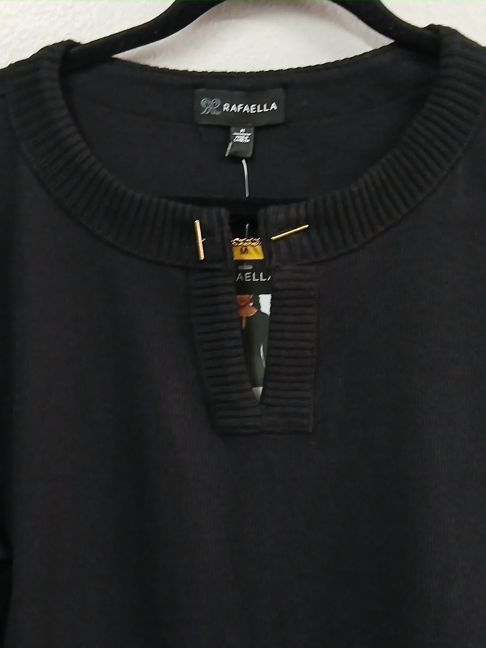 NWT RAFAELLA V Neck Ribbed Black Sweater Size Medium - Picture 2 of 7
